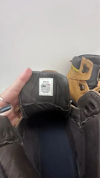 Botas de Couro Ferracini Marrom - Foto 2