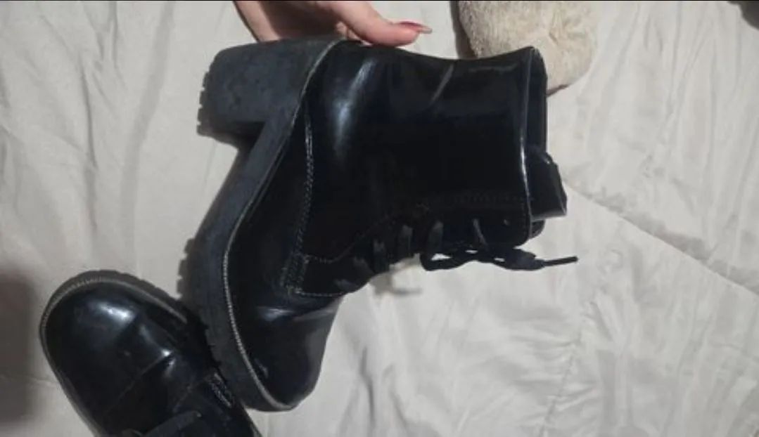 Bota Preta Feminina Tratorada - Foto 3