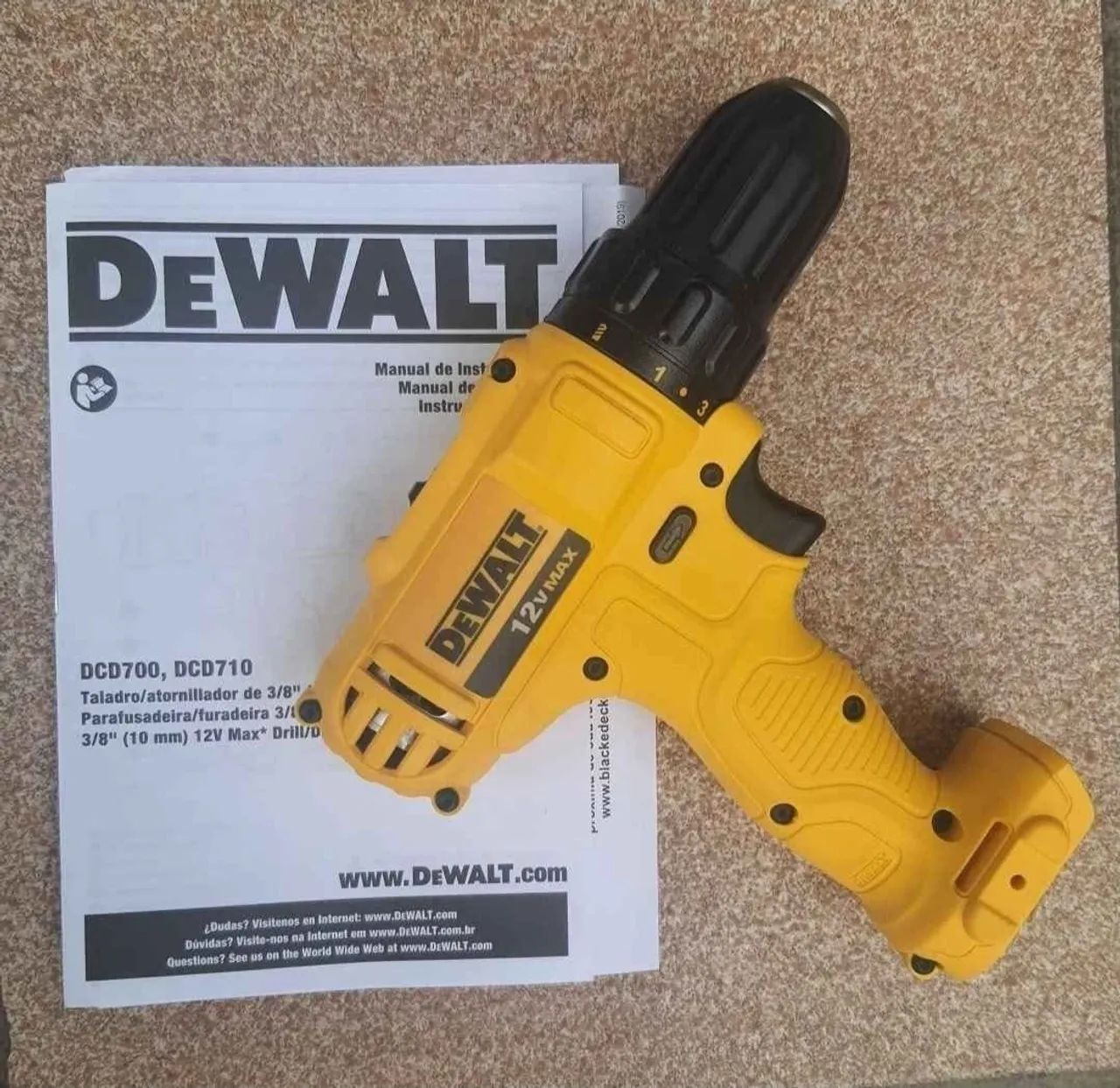 Parafusadeira 12v DeWalt Dc700 Nova