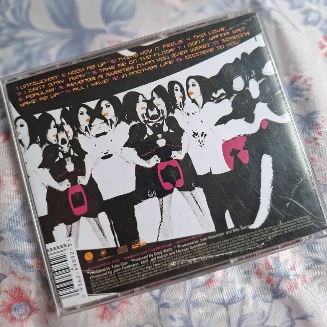 CD: Hook Me Up (The Veronicas) - Foto 2