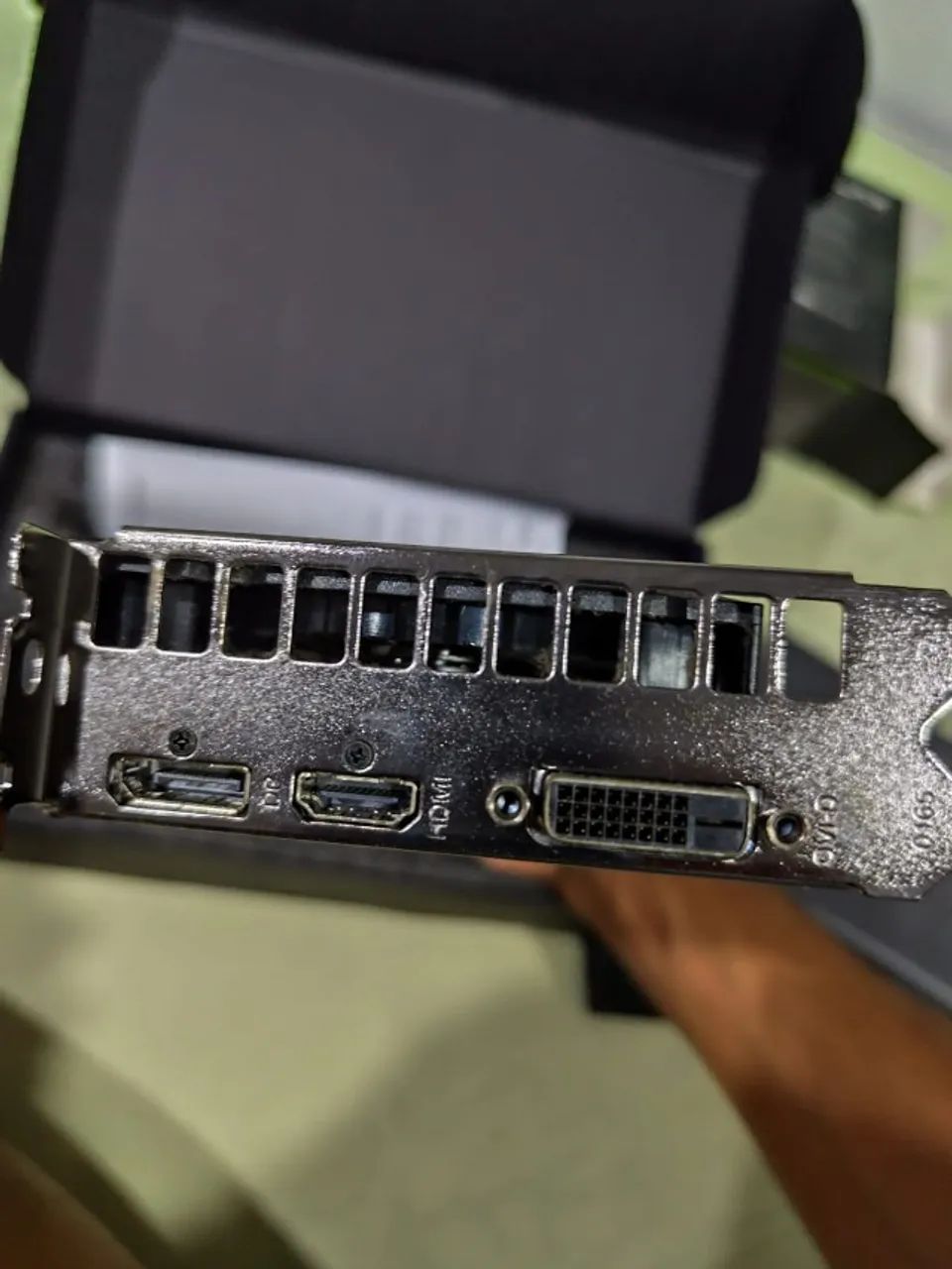 Placa de Vídeo GALAX GeForce GTX 1650 4GB GDDR5 + FONTE fonte bluecase 500w - Foto 4