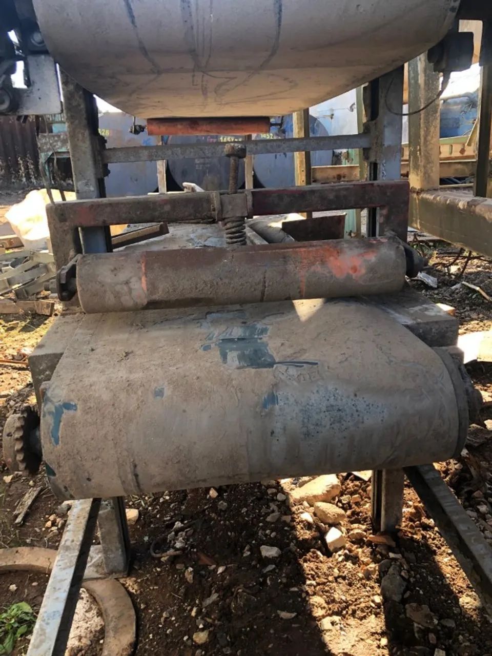 ESTEIRA TRANSPORTADORA SEM MOTOR 0,73 ALT X 0,92 LARG X 4,00 COMP- 450 KG - Foto 4