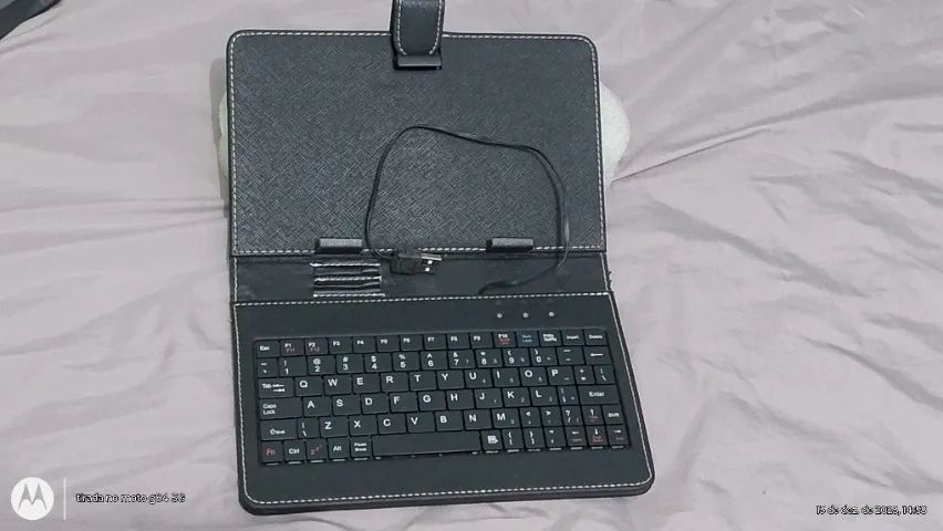 CASE COM TECLADO-USB- PARA TABLET 7'