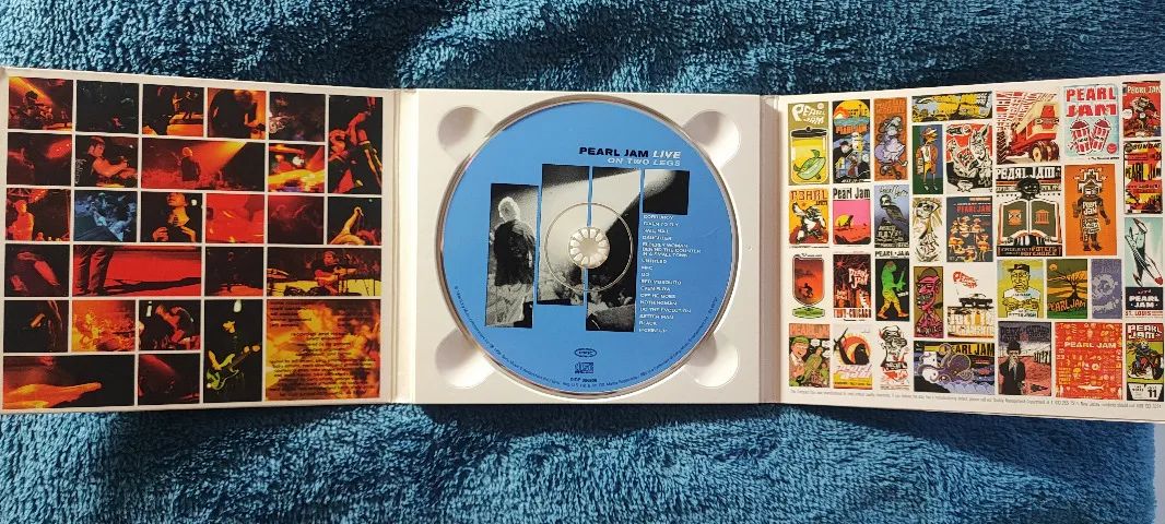 CD Pearl Jam - Live On Two Legs - Foto 3