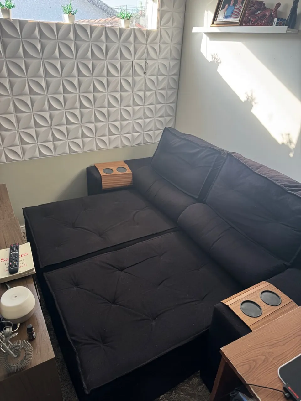 Sofá Modular Preto Confortável e Moderno
