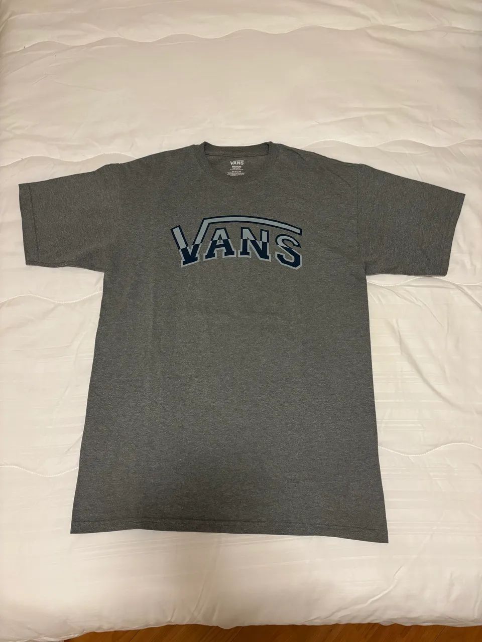 Camiseta Vans - Tamanho M