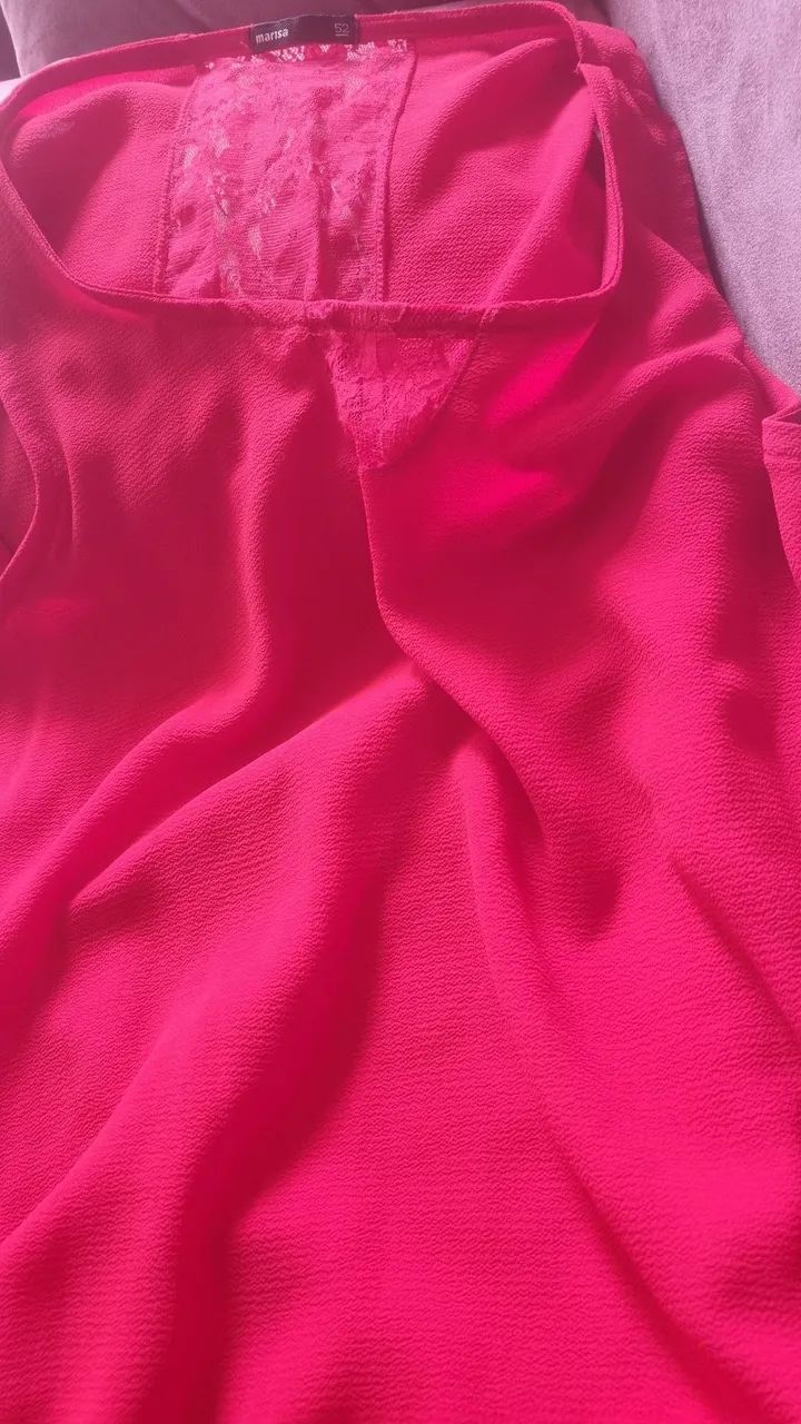 Camiseta de crepe e renda vermelho - Foto 3