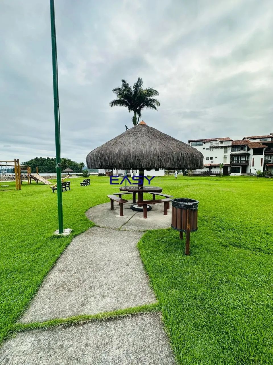 Bela casa de condomínio com vista para o mar em Angra dos reis/RJ - Foto 4