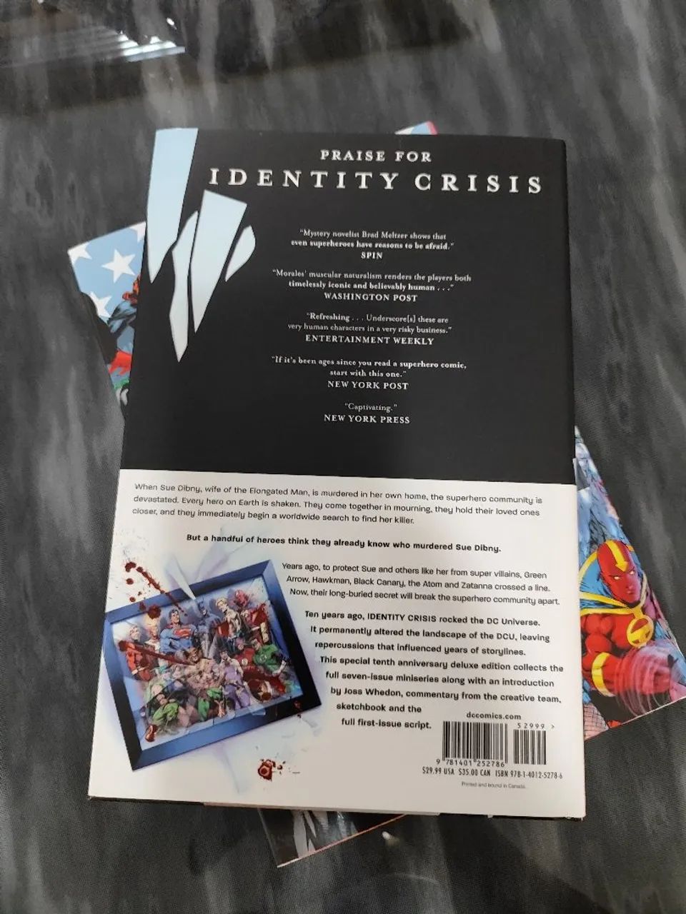 Identity Crisis - 10th Anniversary Edition - em INGLÊS  - Foto 2