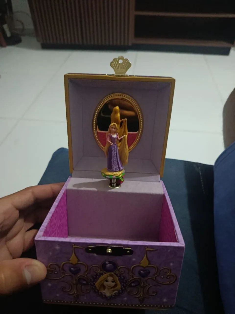Caixinha musical da Rapunzel  - Foto 5