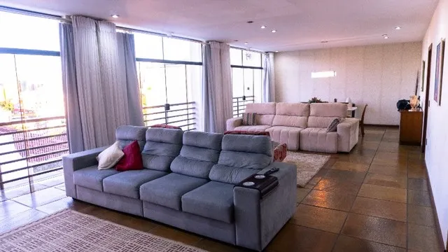 Mansão no bairro mais valorizado de Guarapari.