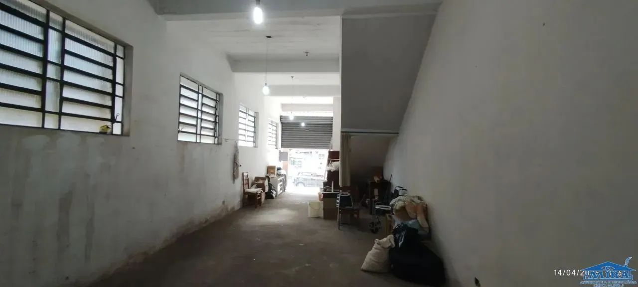 CASA 3 DORMITORIOS COM SALÃO COMERCIAL - METRO PRAÇA DA ARVORE - Foto 7