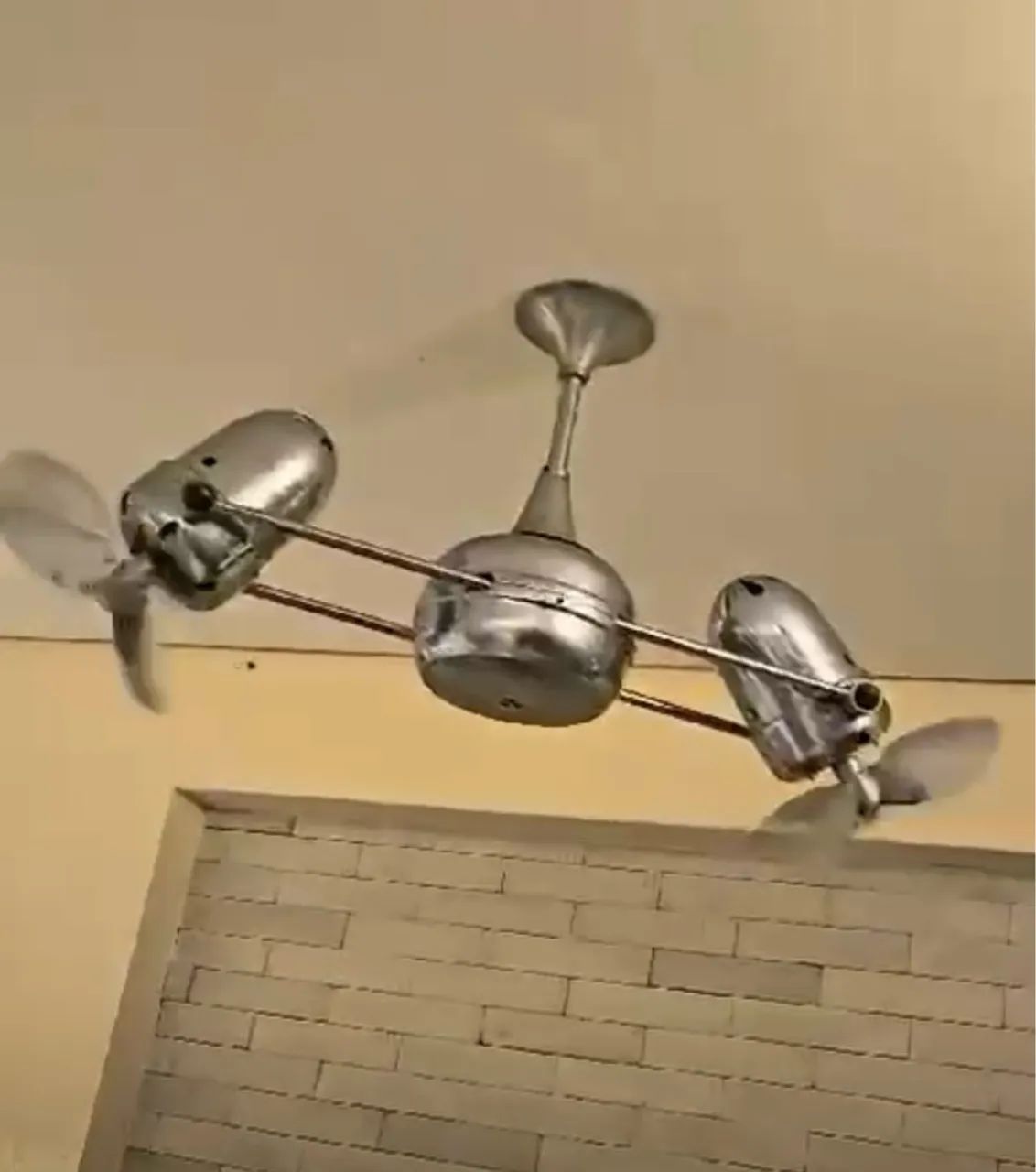 Ventilador de Teto 3 Pás Vintage