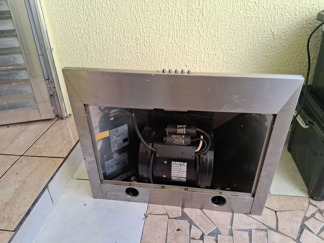 Coifa Electrolux para retirar peças 