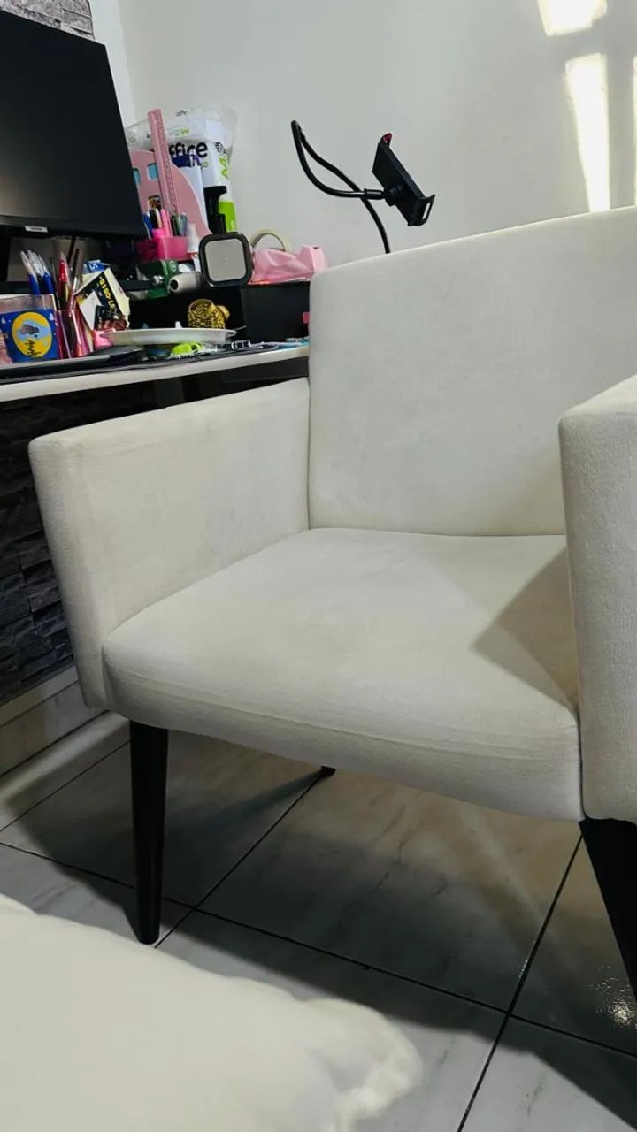 Poltrona confortável e moderna - Foto 4