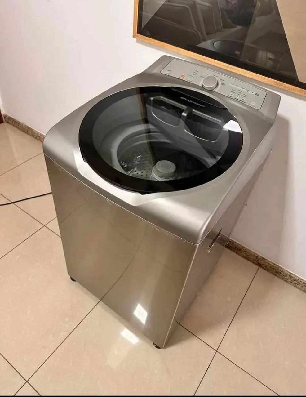 Vendo máquina de lavar com garantia e toda higienizada e entregamos 