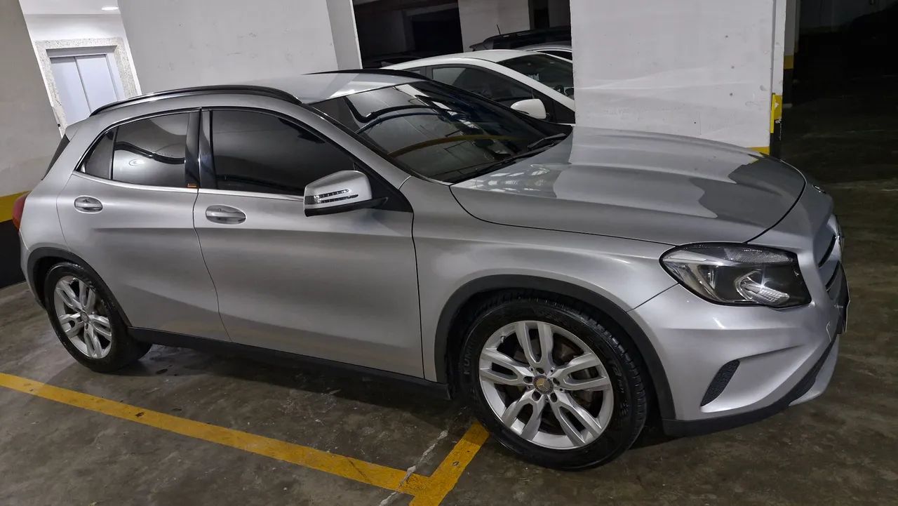 Mercedes-Benz GLA-200 GLA 200 Night 1.6. TB 16V Flex Aut. 2015