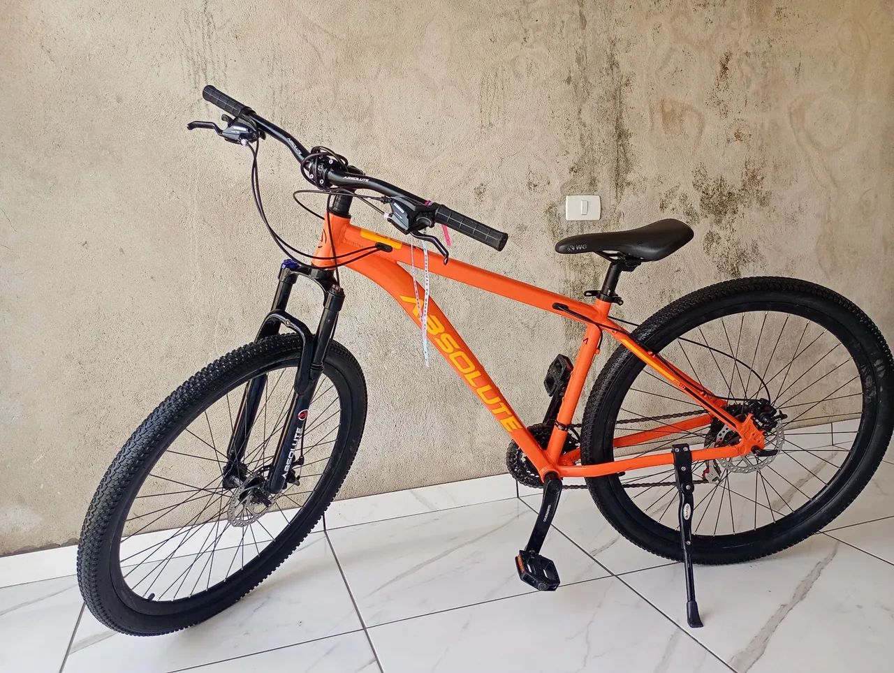 BICICLETA SEMI NOVA ARO 29