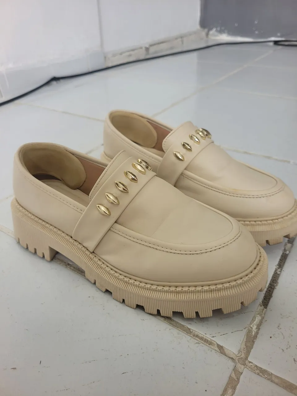 Sapato Casual Bege tamanho 37
