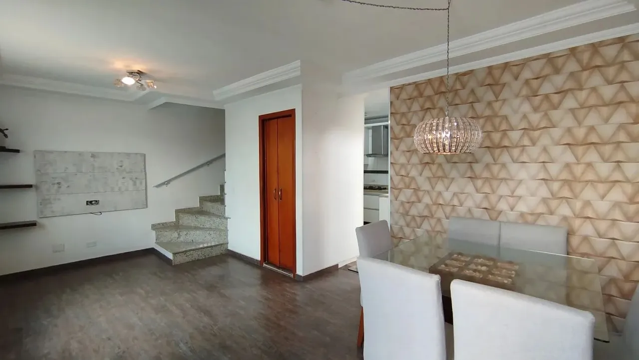 Sobrado à venda com 156m² na Vila Matilde