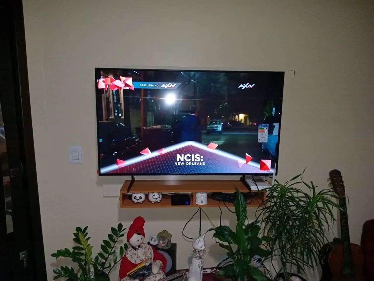 Samsung Smart TV 50 inches, like new condition with invoice and warranty, lowest price to sell64595431358210120