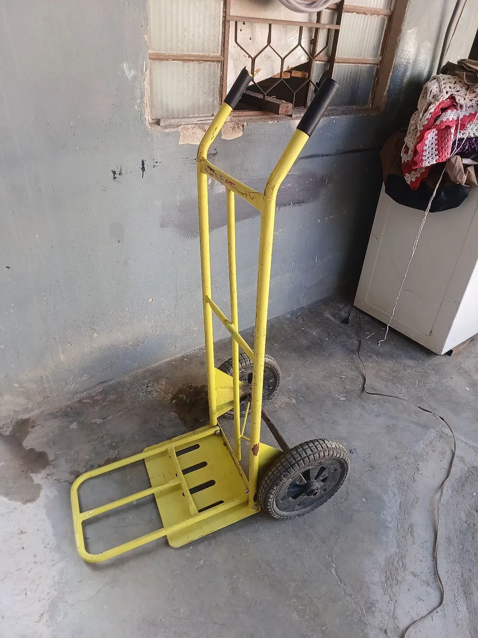 Carrinho para carregamento