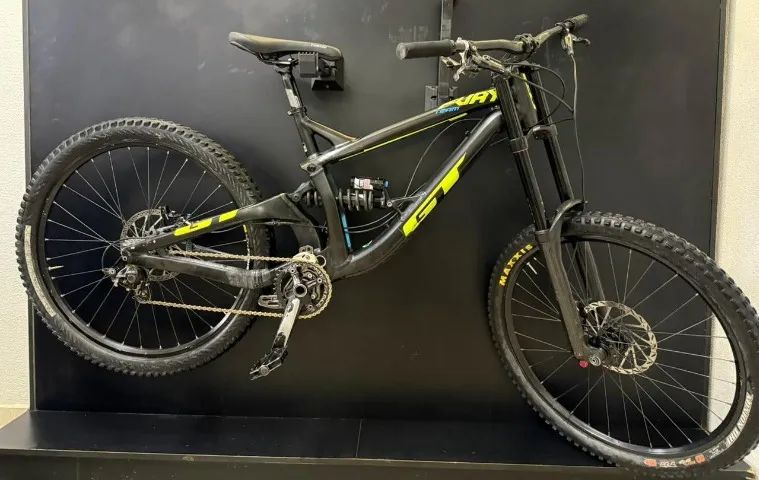 Bicicleta de Downhill GT FURY 27,5? - Ciclismo - Alto Umuarama