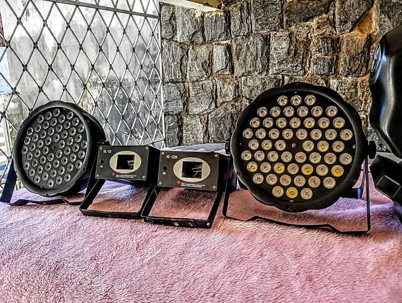 Locação de kit iluminação para festas e baladas/Monte seu kit e consulte valores! - Foto 2