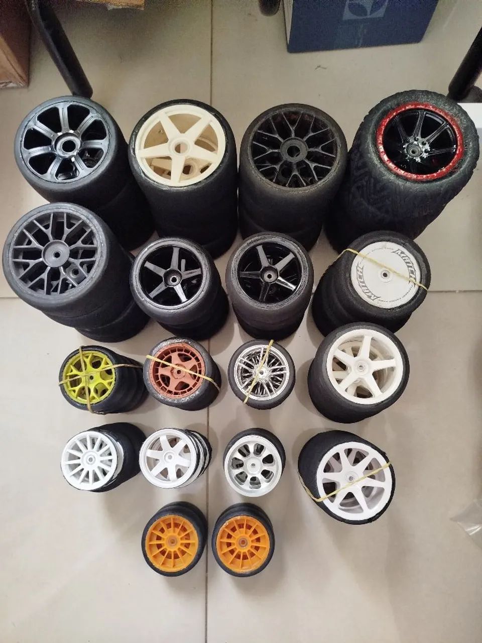 Rodas automodelo 64684408075777124