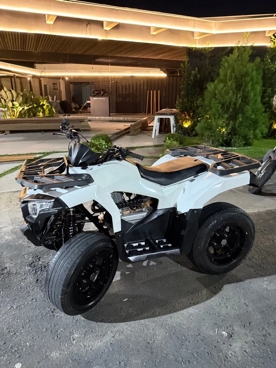 Quadriciclo 200 CC