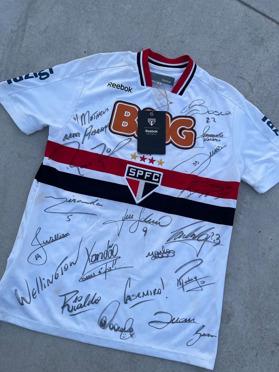 Camisa de time do São Paulo 2011 autografada