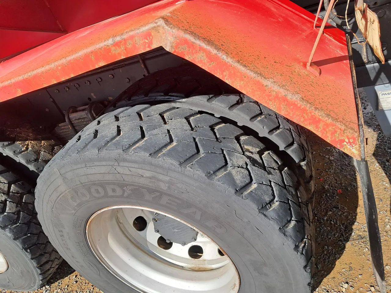 Caminhão Traçado  - Foto 5