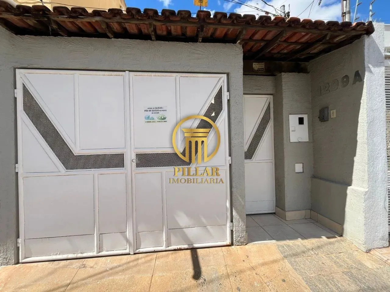 CASA DISPONÍVEL PARA LOCAÇÃO NO BAIRRO CENTRO - MONTES CLAROS/MG