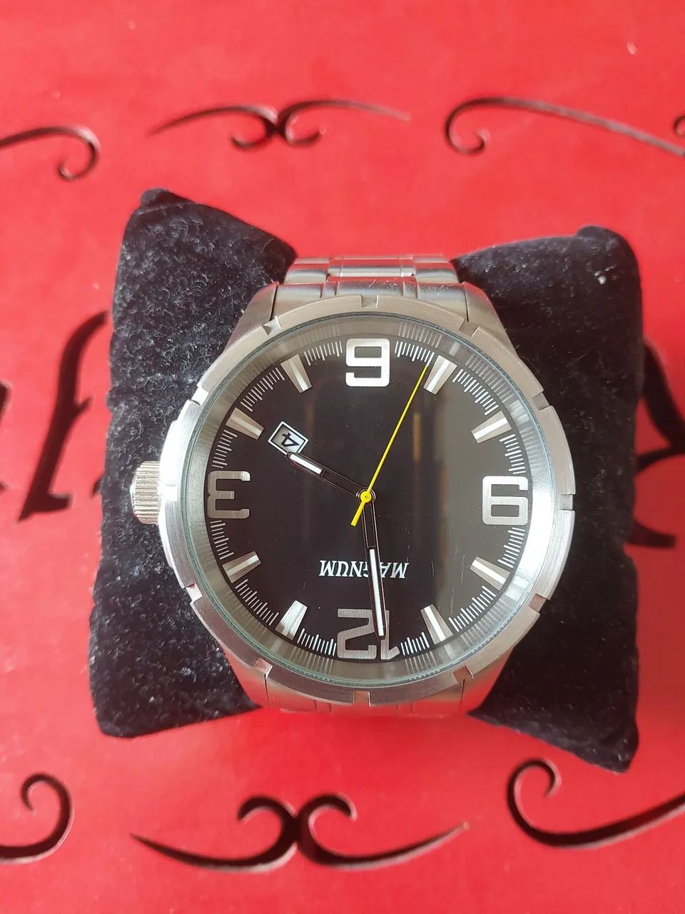 Vendo relógio Magnum  - Foto 3