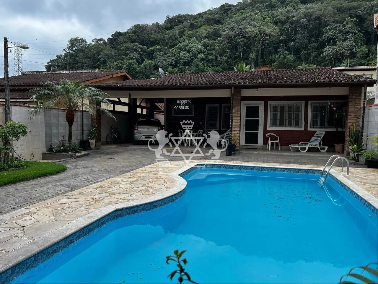 Casa à venda 3 dorms c/1 suite c/ piscina na Lagoinha, Ubatuba, SP