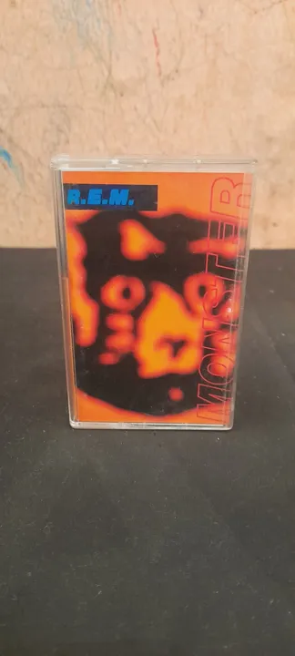 K7 R.E.M. - Monster