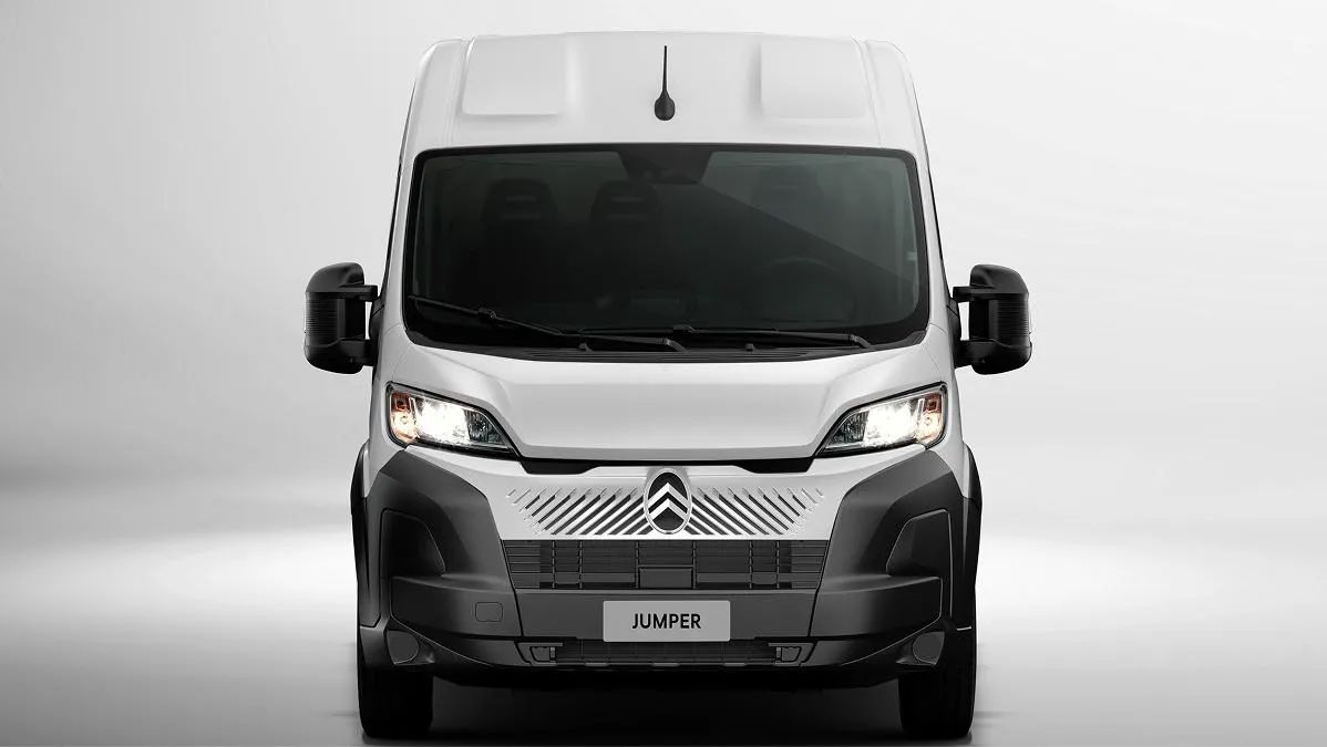 JUMPER L3H2 FURGÃO 2.2 TURBO BRANCA 2025/2026 - Foto 8