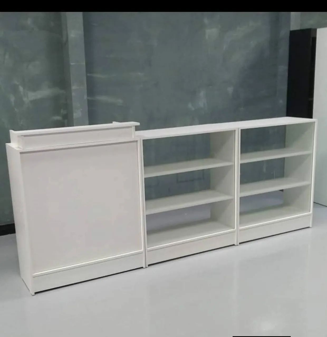 Balcão Caixa +2  Balcão de vitrine de atendimento em MDF  - Foto 2