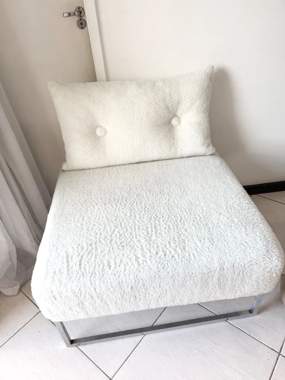 Poltrona Pelúcia Branco442957908914350080