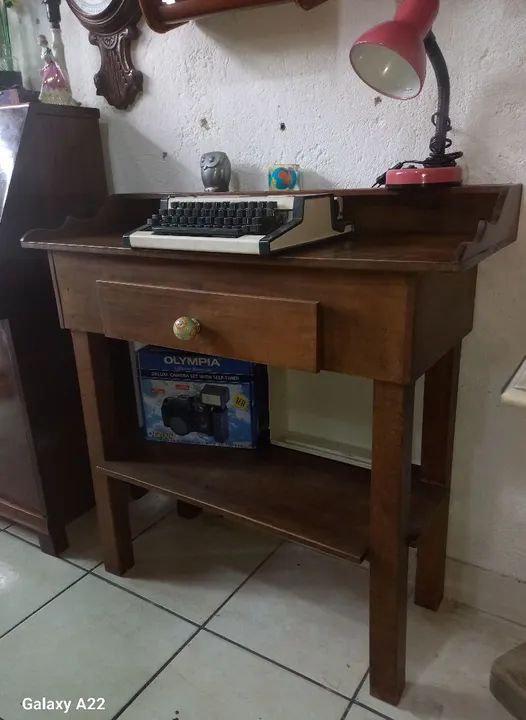 Escrivaninha de madeira vintage - Foto 3