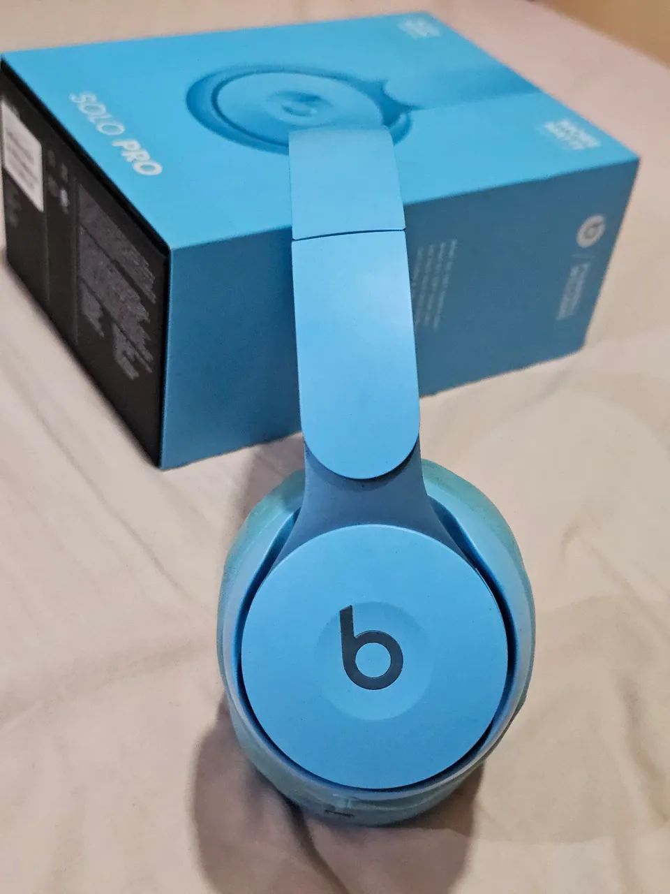 Beats Solo Pro - Azul Claro - Fones de Ouvido - Parque Saudade