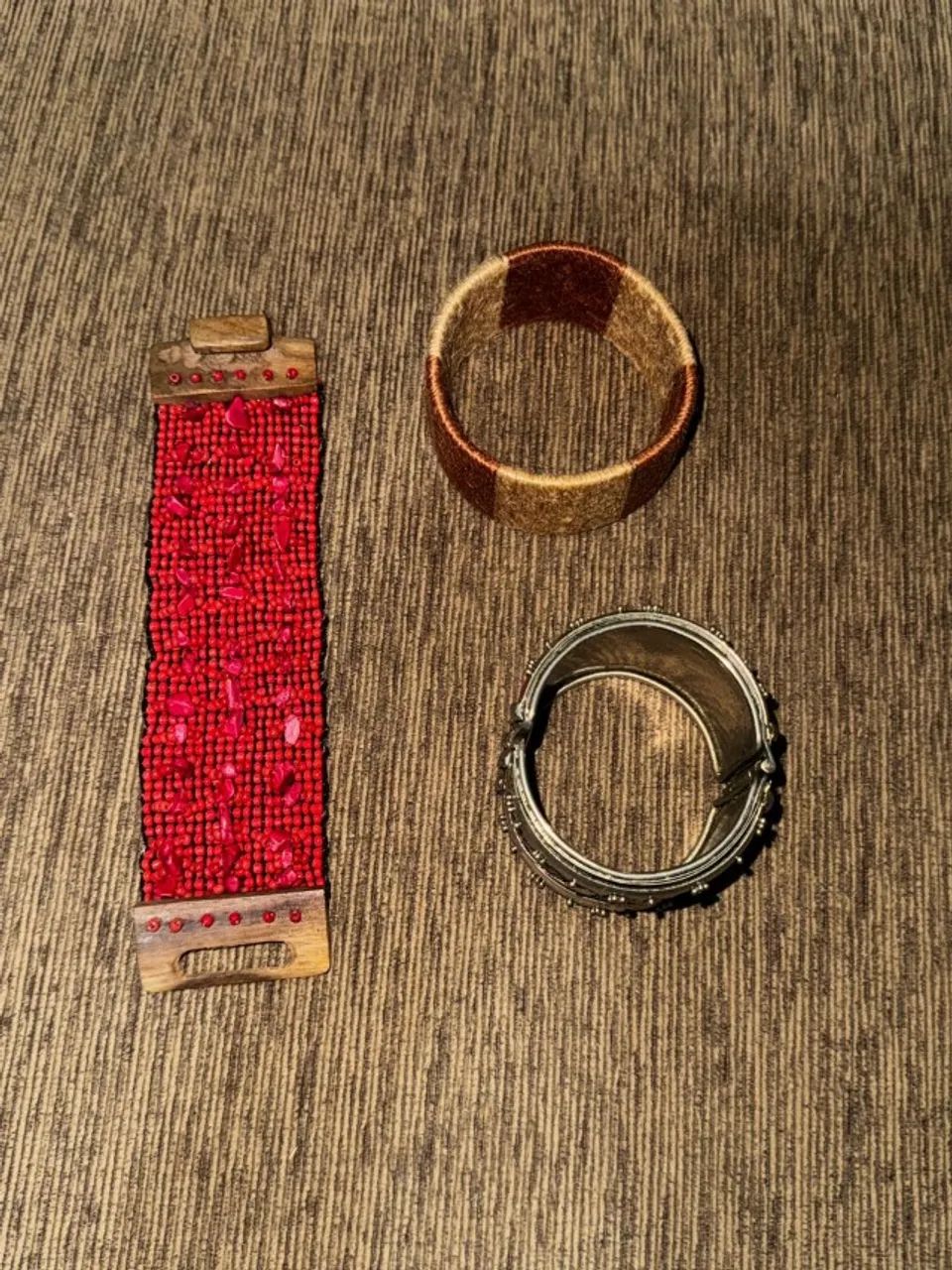 Pulseiras Kit Com 3 Diversos Estilos - Vintage  - Foto 3