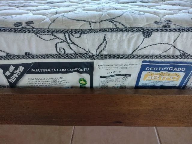 CAMA DE SOLTEIRO COM COLCHÃO AMBOS EM EXCELENTE ESTADO - Foto 5