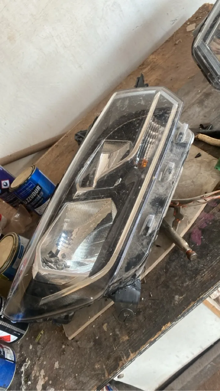 Farol Dianteiro gol g8 ?