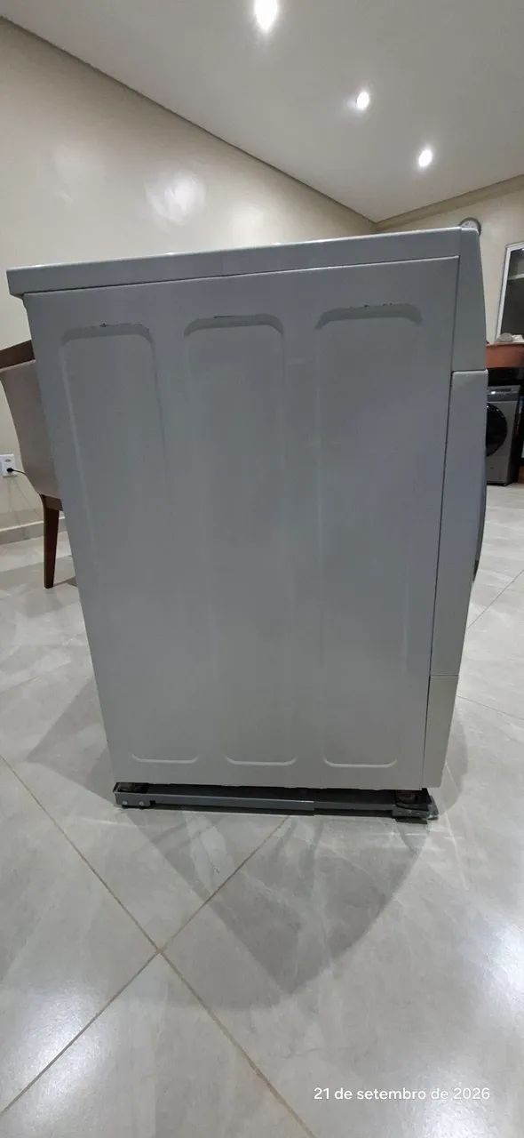 Lava e Seca LG WD-1410RD 127v com conversor 220v - Foto 3