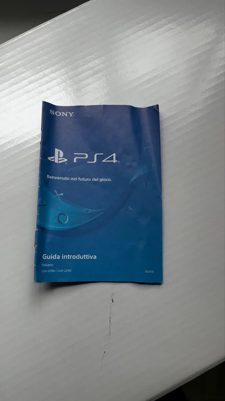 PlayStation 4 slim 1T