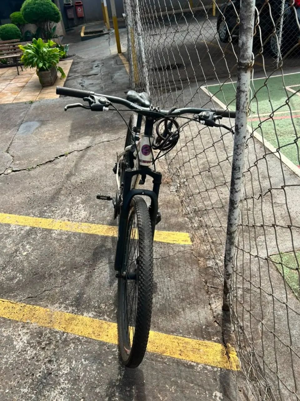 Bicicleta - Aro 29 MTB Feminina - Foto 3