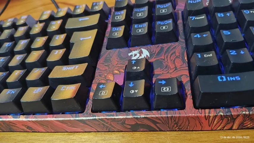 TECLADO MECÂNICO REDRAGON INFERNAL VISERION - Foto 4