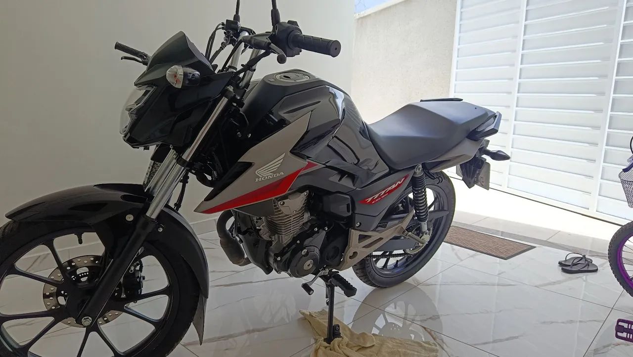 Vendo Titan 160 2026/2026