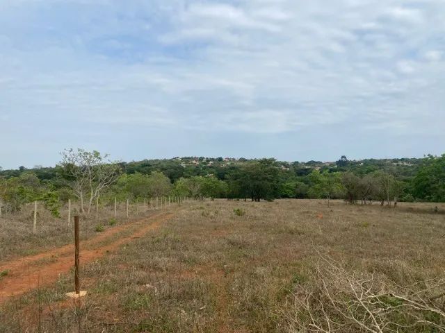  Chácara de 20.000 m² toda cercada, com riacho nos fundos, Jaboticatubas. - Foto 4